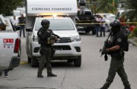У Мексиці наркобандити застрелили 13 поліцейських