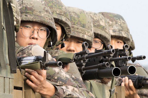 США и Южная Корея возобновляют военные учения с 1 апреля