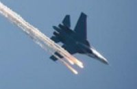 Причиной столкновения Су-27 могла стать ошибка пилотирования
