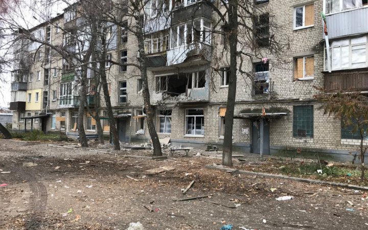 Росіяни обстріляли Вовчанськ, загинув житель