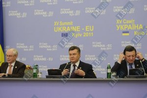 ЕС требует честных парламентских выборов в Украине 