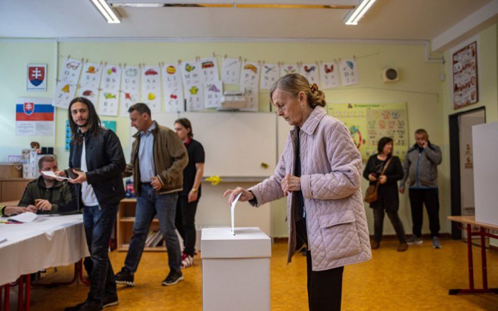 У Словаччині проходить другий тур виборів
