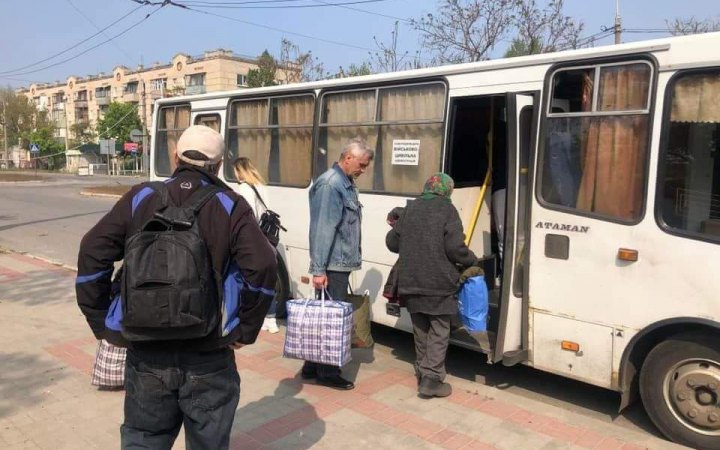 Из Северодонецка возобновилась эвакуация: вывезли 17 гражданских
