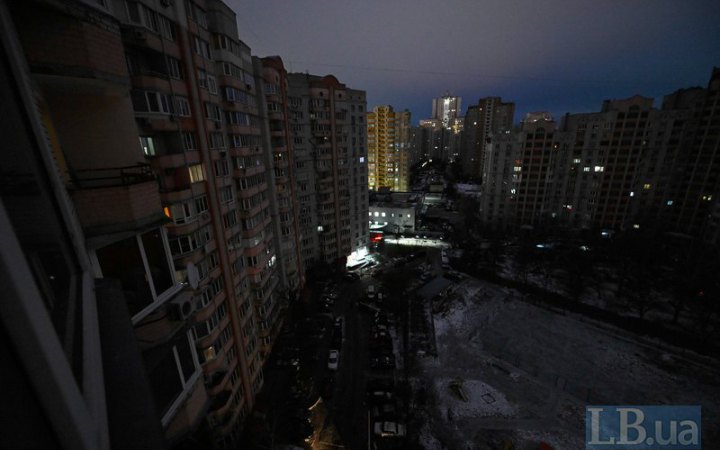 Минулого тижня час відключень електроенергії в Києві в середньому не перевищував 5 годин на день