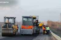 Віцепрем'єр з відновлення повідомив, що загалом по країні за січень – березень вже виконано 1 млн кв м ремонту доріг