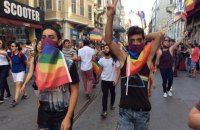 Поліція застосувала водомети проти гей-параду в Стамбулі