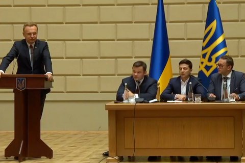 Зеленский пообещал Садовому, что СБУ проведет расследование "мусорной блокады" Львова