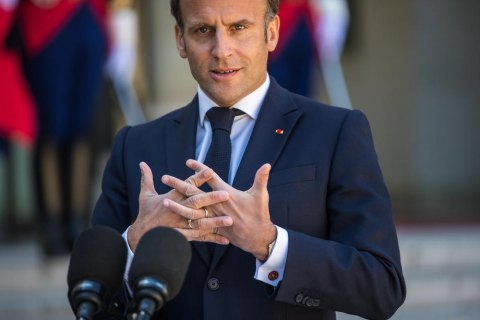 Зеленский провел разговор с президентом Франции Макроном