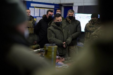 Зеленский заявляет, что Украина готова к возможному вторжению российских войск 