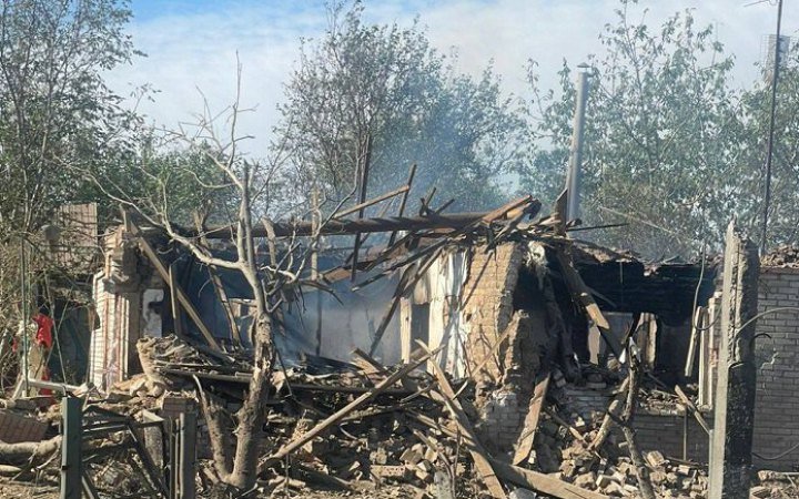 Росіяни обстріляли село на Запоріжжі касетними боєприпасами