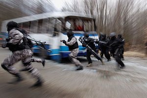 Перед Евро-2012 в Польше недосчитались восьми тысяч полицейских