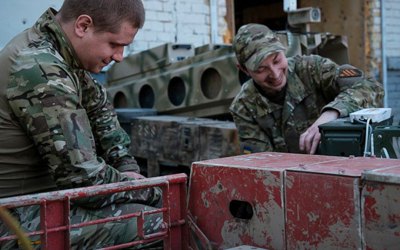 Труснемо бюджет і партнерів. Де уряд планує брати гроші на зарплати військовим 