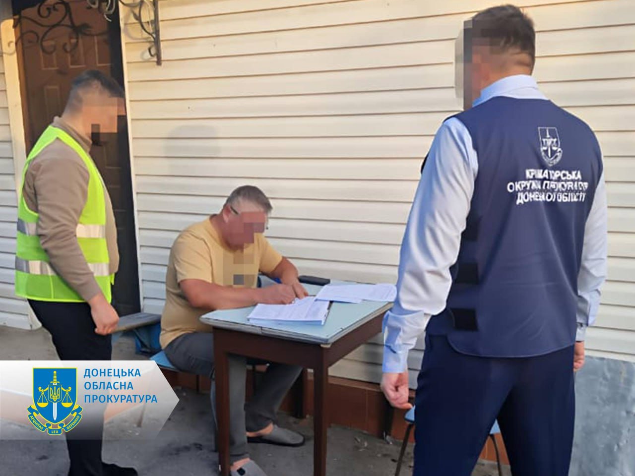 На Донеччині оголосили 20 підозр 