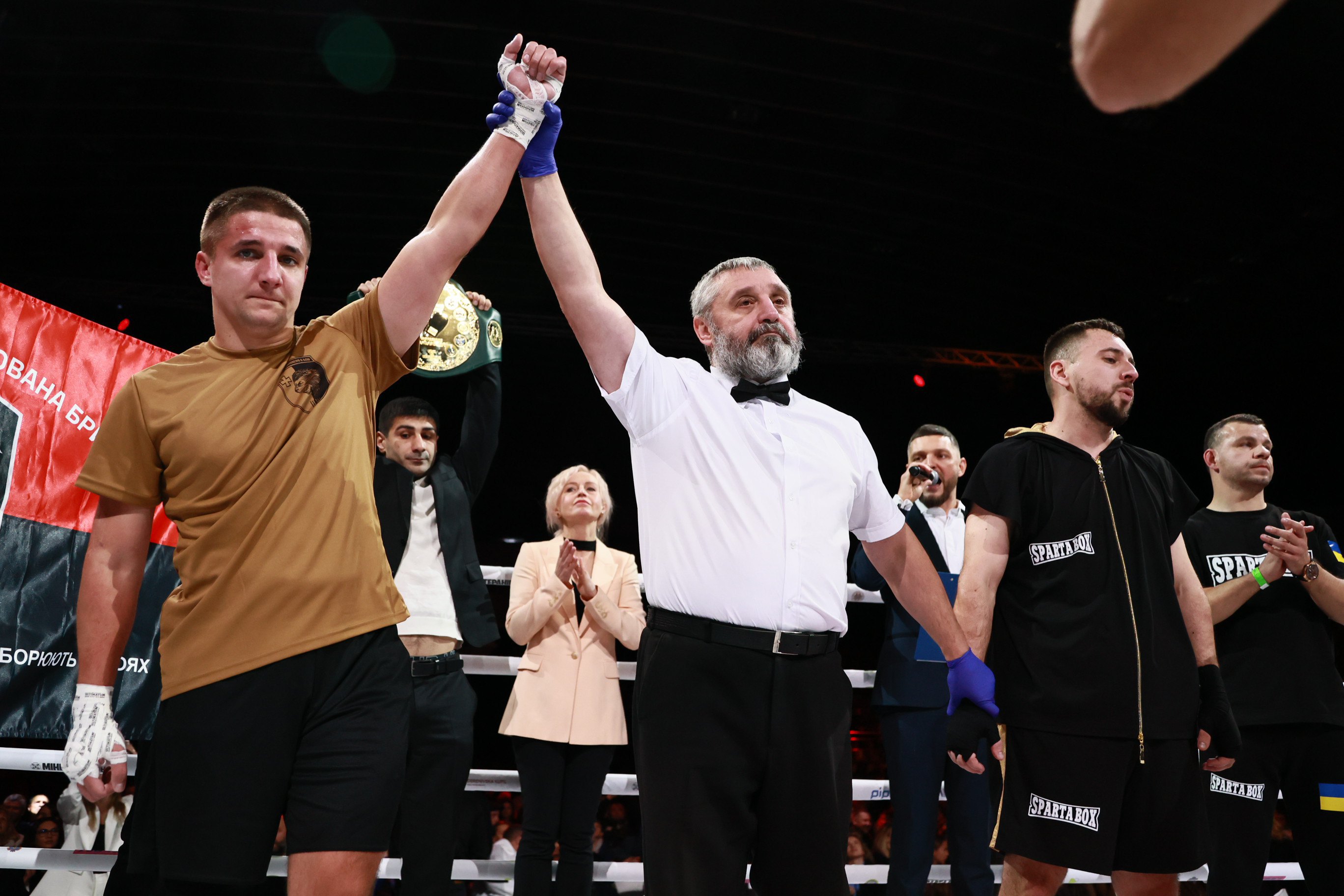 Оголошення результатів бою