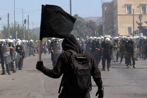 ​В Греции будут судить протестующих работников