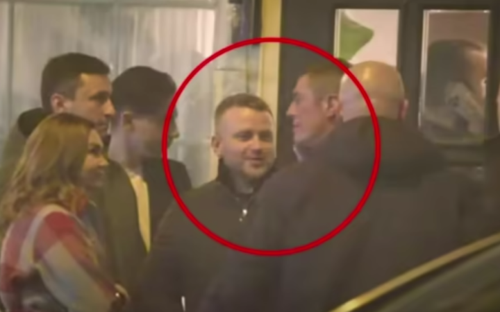 Спецслужбовця СБУ звільнили після вечірки з начальником охорони підсанкційного “Паріматчу” і кримінальником “Умкою”