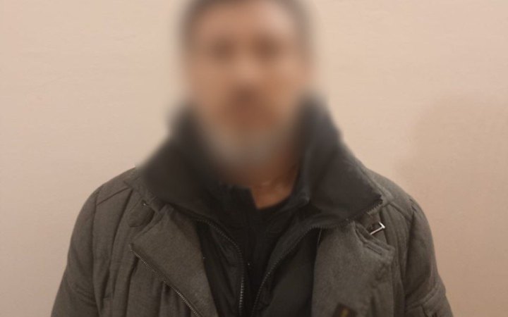 Із Румунії екстрадували підозрюваного у вимаганні $1 млн в київського підприємця (доповнено)