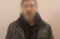 Із Румунії екстрадували підозрюваного у вимаганні $1 млн в київського підприємця (доповнено)