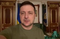​Зеленский опроверг фейк о якобы побеге из Украины: "Мы любим побегать, но сейчас нет времени на кардиотренировку" 