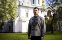 Зеленський привітав українців з Великоднем: "Рано чи пізно зло відступить і життя переможе"