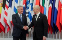 Шмигаль у Парижі зустрівся з генсеком ОЕСР 