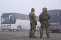 Пятеро "беркутовцев", обвиняемых в деле о расстреле Небесной сотни, находятся на КПВВ "Майорск"