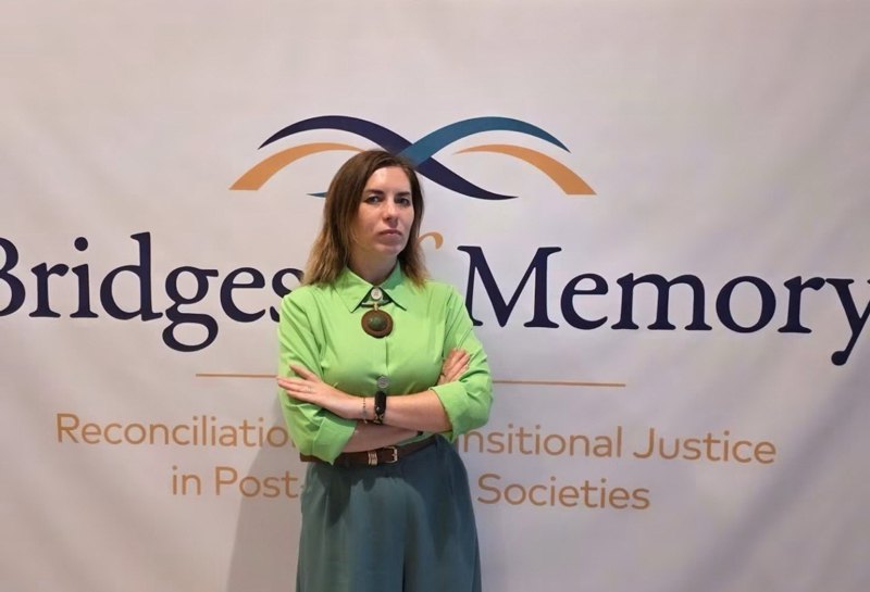 Тетяна Красельникова на конференції в Приштині 
