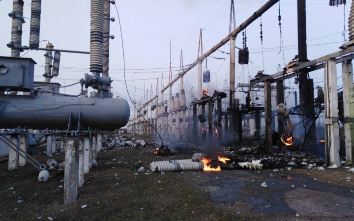 Окупанти атакували енергооб'єкт на Чернігівщині: 380 тисяч абонентів знеструмлені