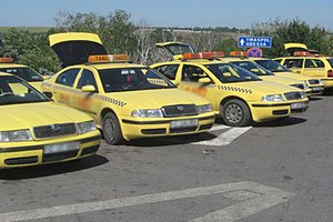Молдавские службы такси оштрафуют за русский язык