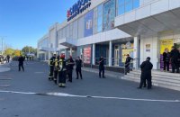 Поліція перевіряє інформацію про масове "мінування" заправок та супермаркетів на Луганщині