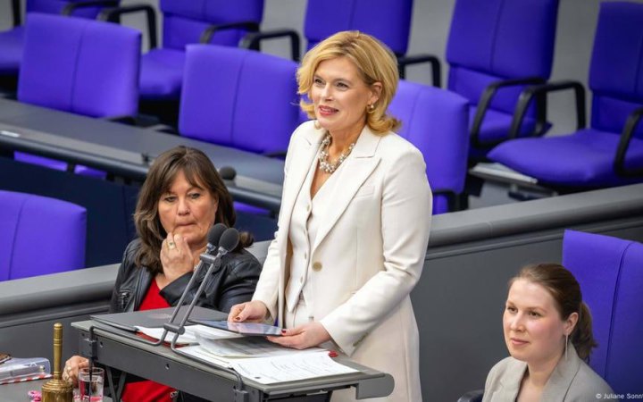 Спікером Бундестагу обрали колишню міністерку часів Меркель