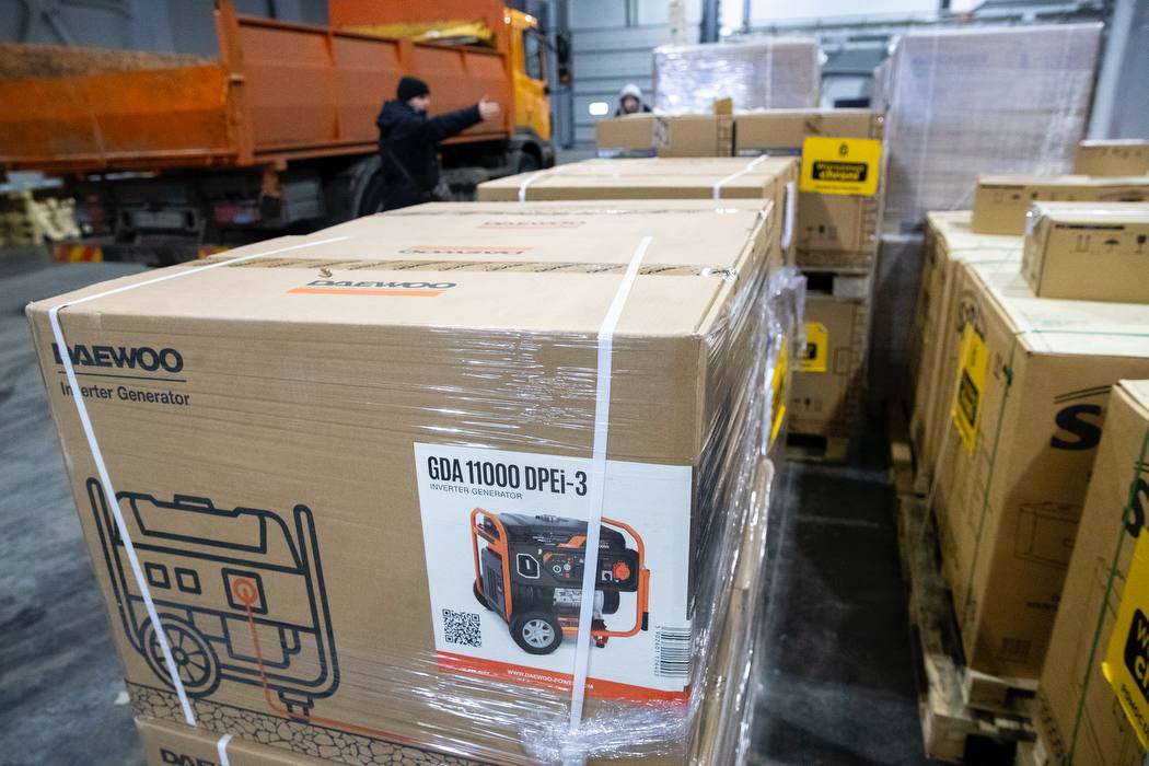 генератори для Києва від Варшави