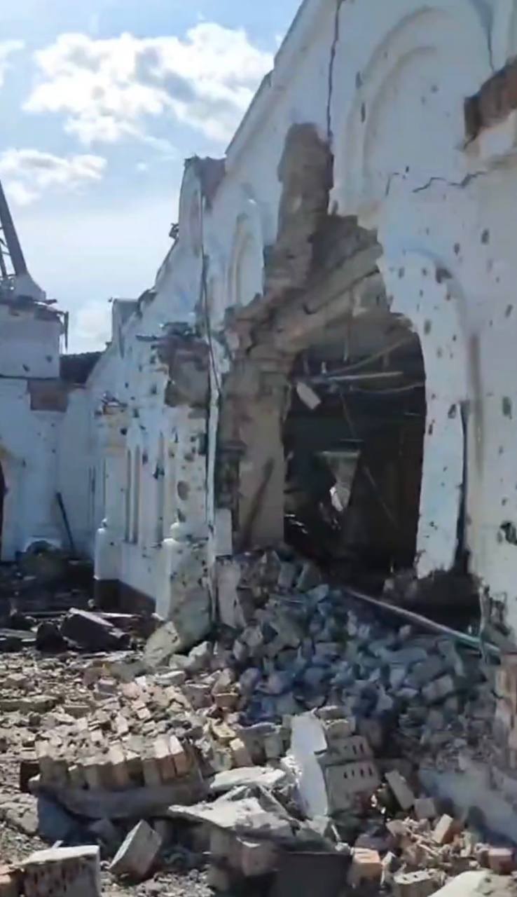 У Покровську через російські атаки зруйнований Покрово-Микільський храм