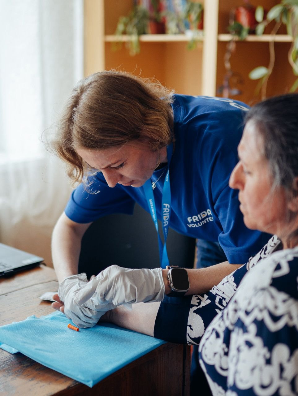 Надано героїнею