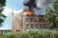 Спасатели потушили пожар в запорожской школе (обновлено)