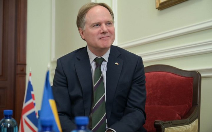 Посол Британії назвав спільне виробництво дронів одним із найперспективніших напрямків співпраці з Україною