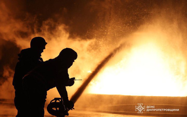 Армія Росії атакувала Дніпро, у місті сталися пожежі. 15 поранених (оновлено)