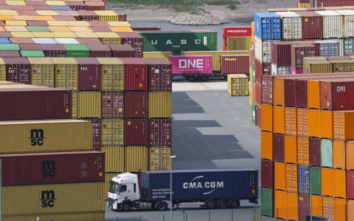 Держстат: Україна збільшила імпорт у I кварталі, дефіцит торгівлі зріс до понад $8,5 млрд 