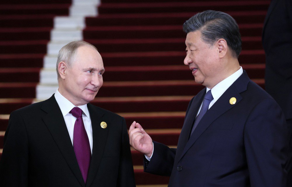 Путін і Сі Цзіньпін під час Форуму міжнародного співробітництва «Один пояс, один шлях» у Пекіні, 17 жовтня 2023 р.