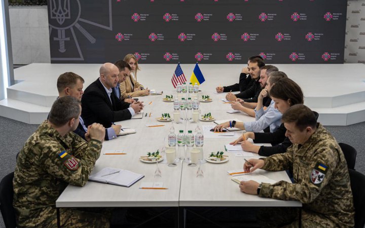 Посольство США і Міноборони України обговорили поглиблення співпраці у сфері нагляду та підзвітності