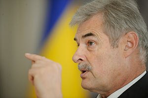Головному архітектору Києва мало одного вертолітного майданчика
