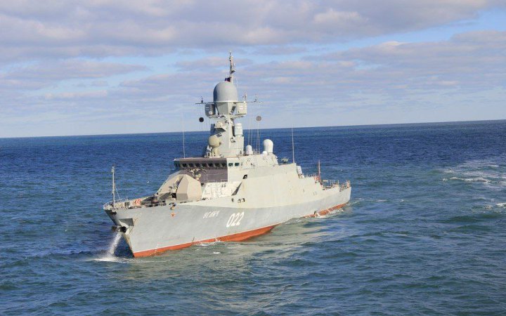 Росія вивела в Чорне море одне судно-носій "Калібрів" загальним залпом до 4 ракет