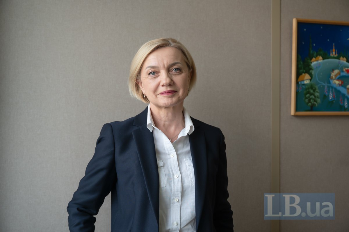 Олена Івановська