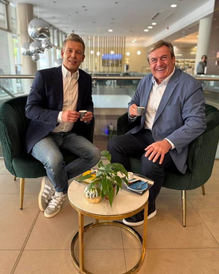 Іштван Капітані і Петер Мадяр (ліворуч)