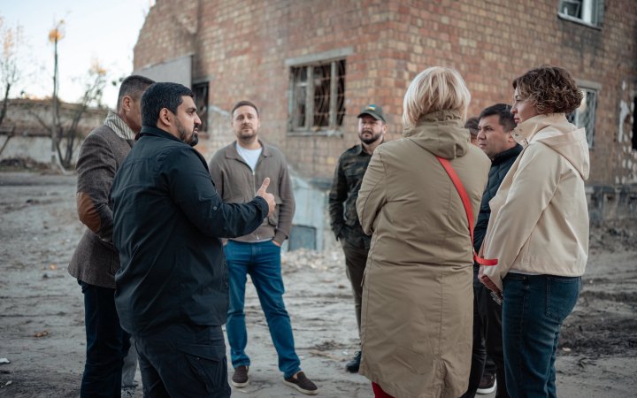 Ткаченко: у Києві немає достатнього маневреного фонду для постраждалих від обстрілів