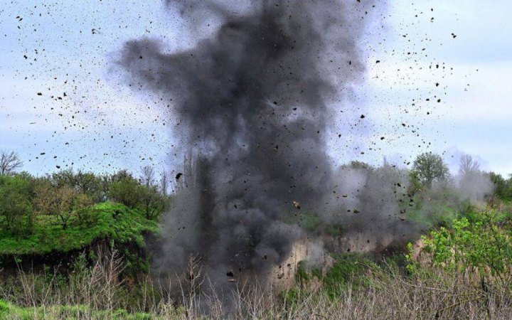 На Харківщині внаслідок вибуху біля автомобіля постраждав військовий ТЦК, йому довелось ампутувати кисть руки