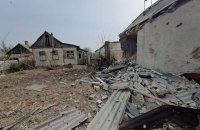 Окупанти за добу 10 разів обстріляли населені пункти Донеччини. Пошкоджено приватні будинки та адмінбудівлі