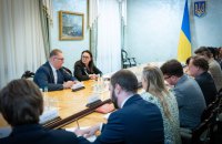 Уряд запевнив послів G7 у "нульовій терпимості до корупції"