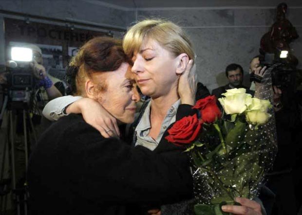 Ирина Халип с матерью Андрея Санникова, Аллой