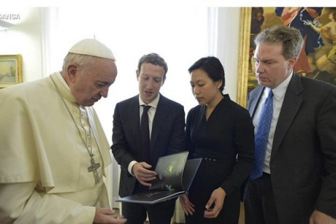 Папа Франциск зустрівся з Марком Цукербергом